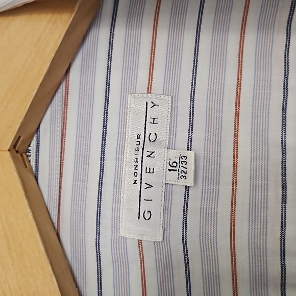 Givenchy Shirt - Picture 2 of 5